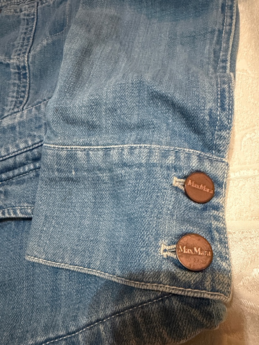 MaxMara Light Blue Denim Jacket with Button Front 8 - Picture 6 of 14